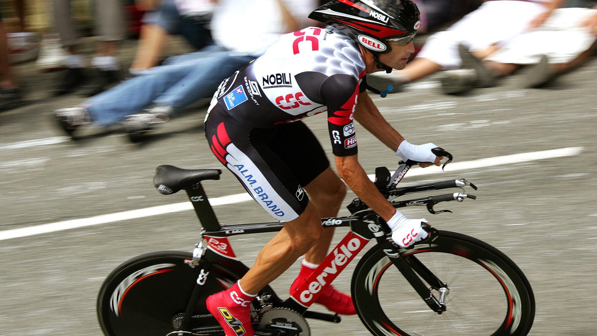 俱乐部对球员开展心理测评强化个体状态管理提升团队效能，球员与俱乐部的谈判案例分析