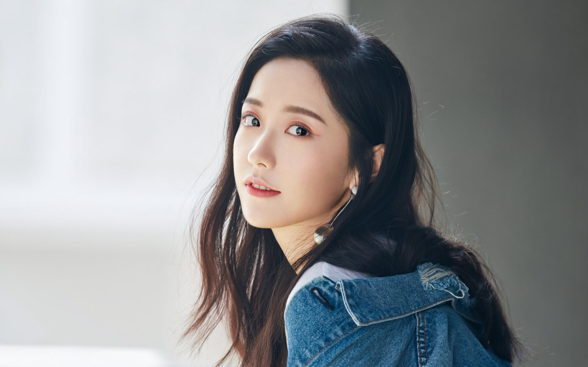 _快船队紧追联盟前列，战斗精神爆发_，快船队的比赛